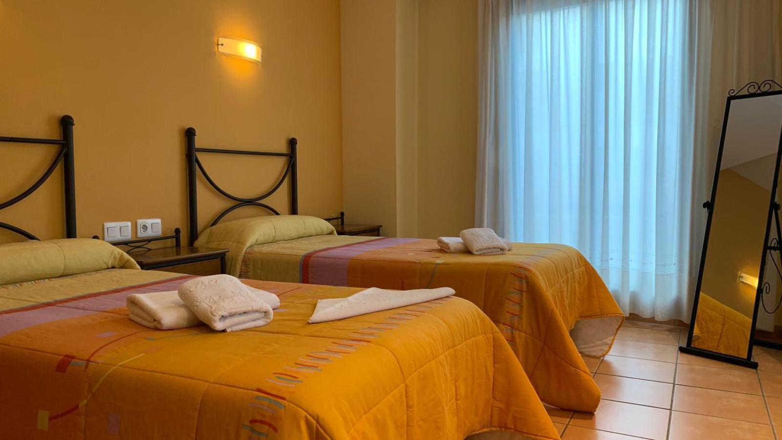 Portell de Morella Hostal Portell المظهر الخارجي الصورة