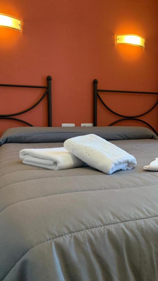 Portell de Morella Hostal Portell المظهر الخارجي الصورة