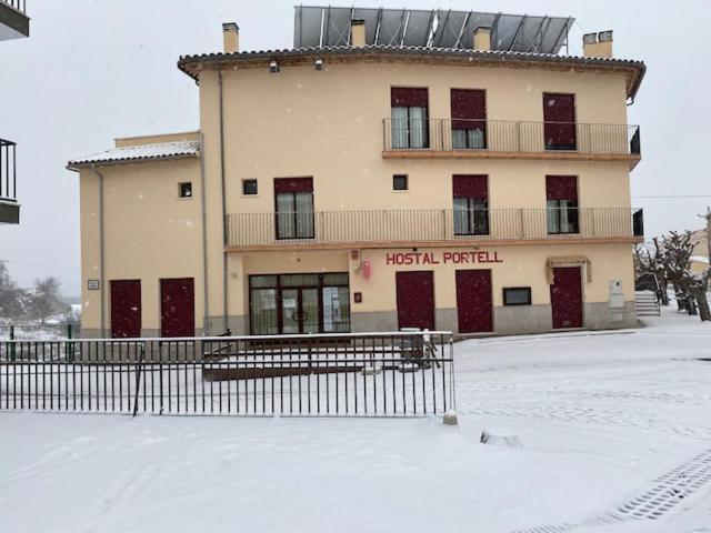 Portell de Morella Hostal Portell المظهر الخارجي الصورة