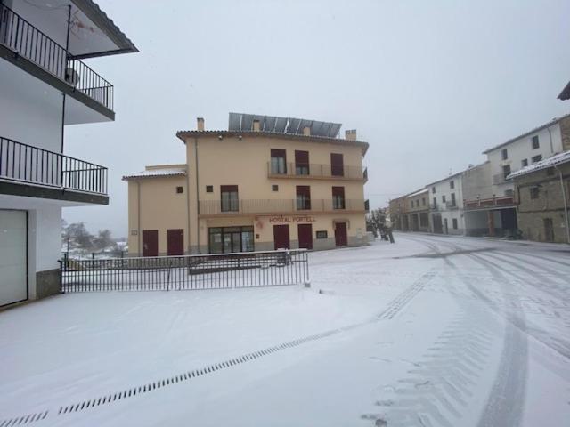 Portell de Morella Hostal Portell المظهر الخارجي الصورة